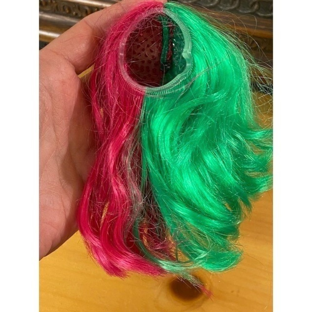 Pink and Green Split Color Doll Wig Removable Synthetic Hair for Fashion Dolls - Picture 4 of 8